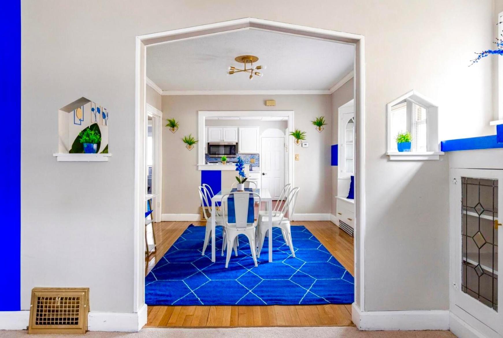 The Sapphire Haven - Your Old Brooklyn Oasis Awaits Families, Couples, Business Travelers Near Downtown With Parking, 300 Mb Wifi & Self Check-In Cleveland Exterior foto