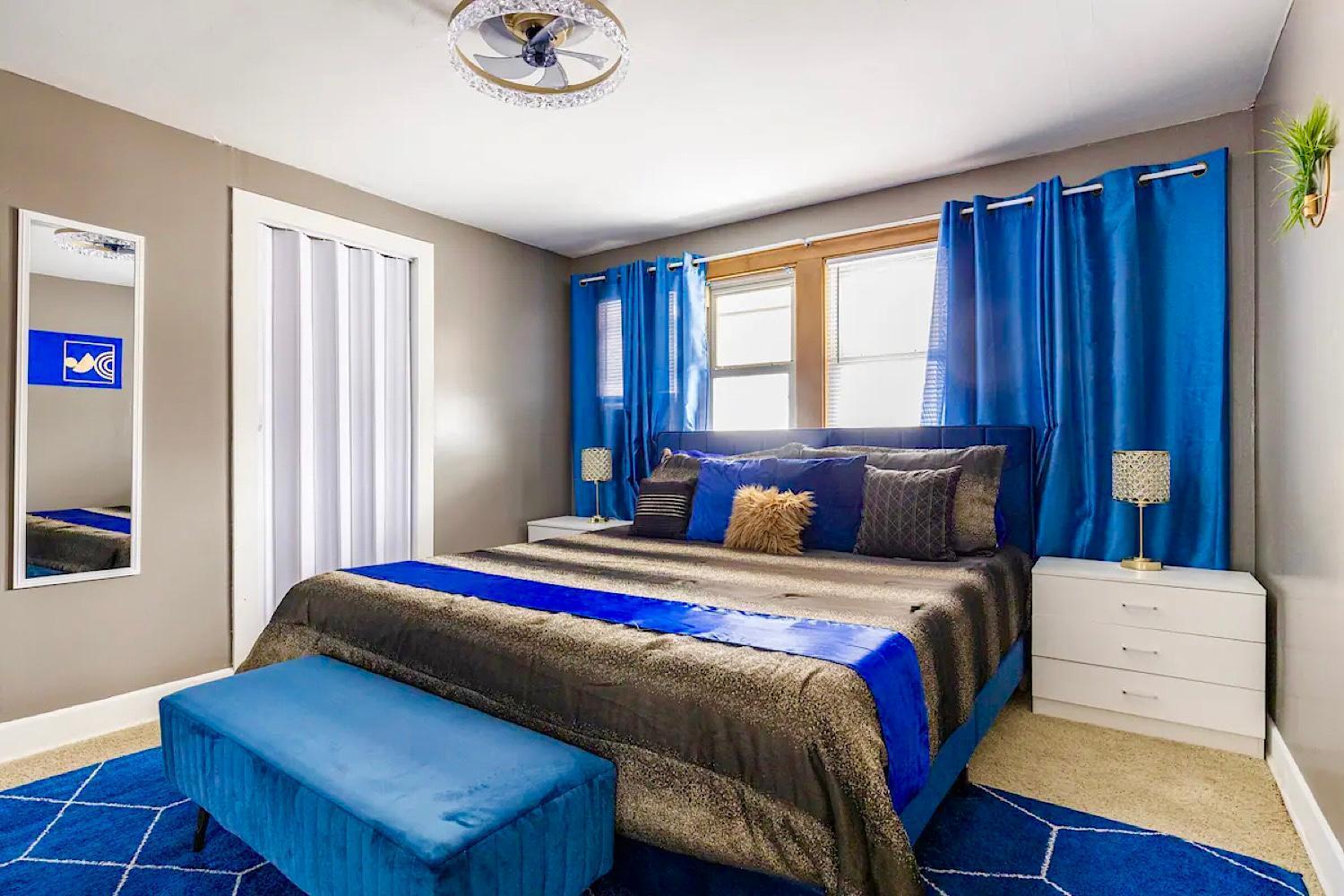 The Sapphire Haven - Your Old Brooklyn Oasis Awaits Families, Couples, Business Travelers Near Downtown With Parking, 300 Mb Wifi & Self Check-In Cleveland Exterior foto