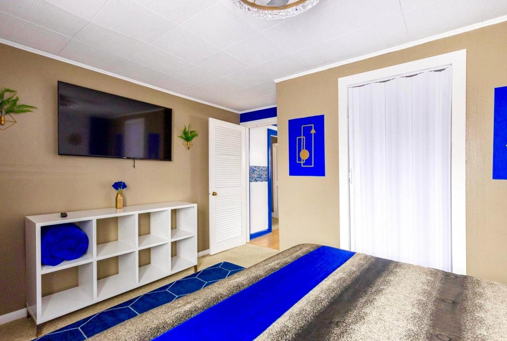 The Sapphire Haven - Your Old Brooklyn Oasis Awaits Families, Couples, Business Travelers Near Downtown With Parking, 300 Mb Wifi & Self Check-In Cleveland Exterior foto